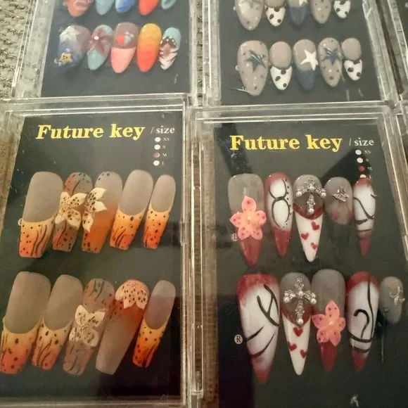 Colorful Nail Art Set with Floral and Geometric Patterns - Picture 4 of 5